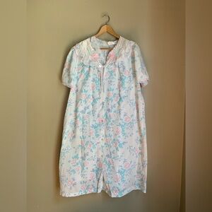 Quiet moments Nightgown Dress Robe Set Floral Pink Cottage prairie trad vintage